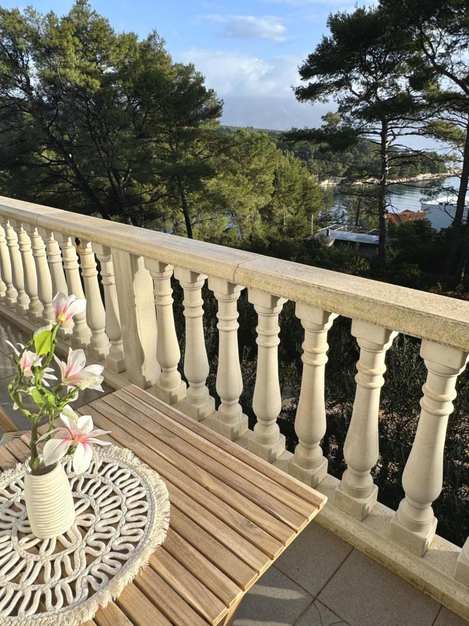 Appartement And Makaj